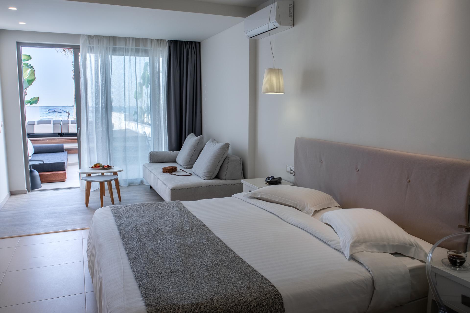 Iperion 3* Rethymno (Crete)