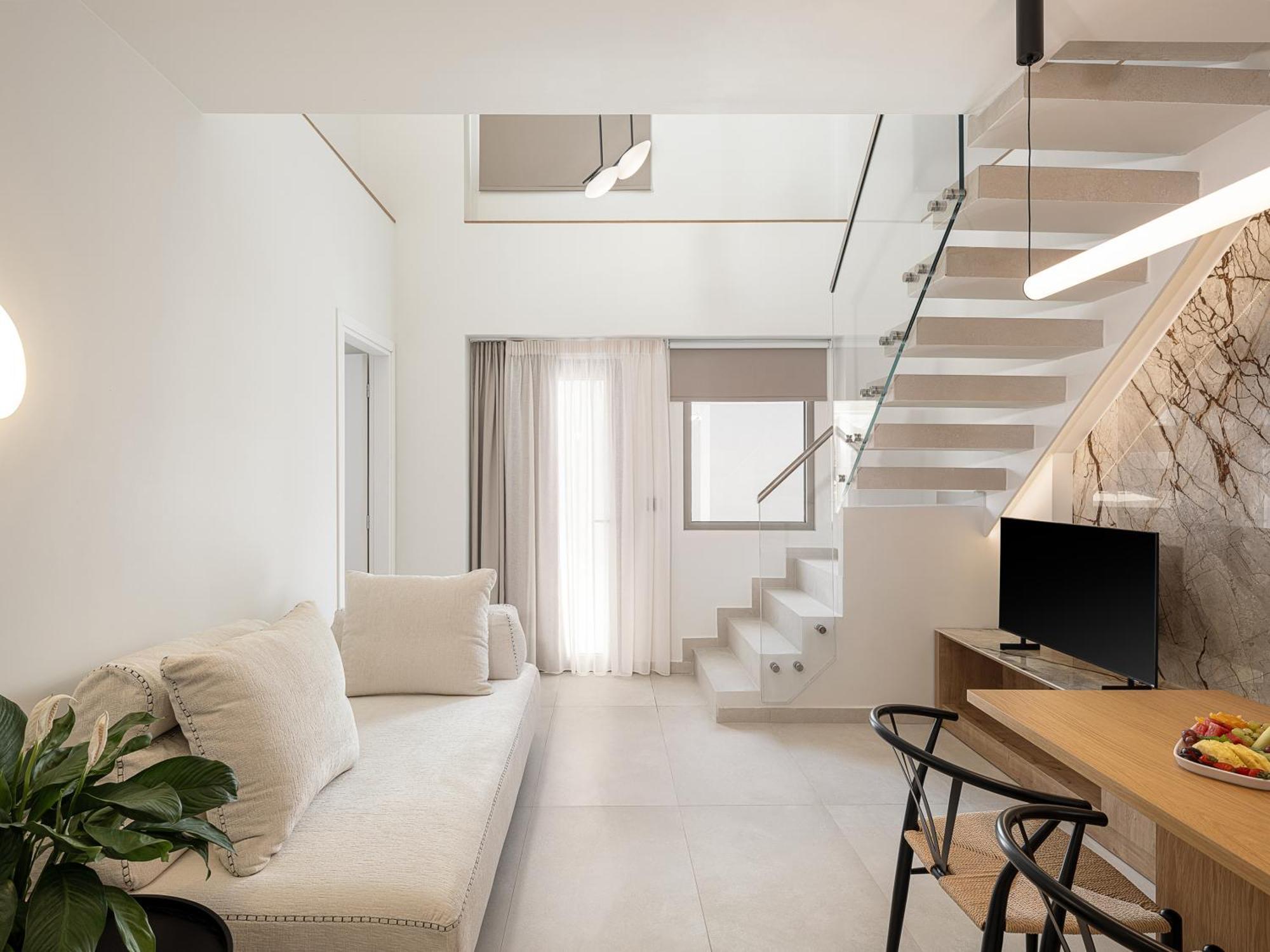 Iperion Aparthotel
