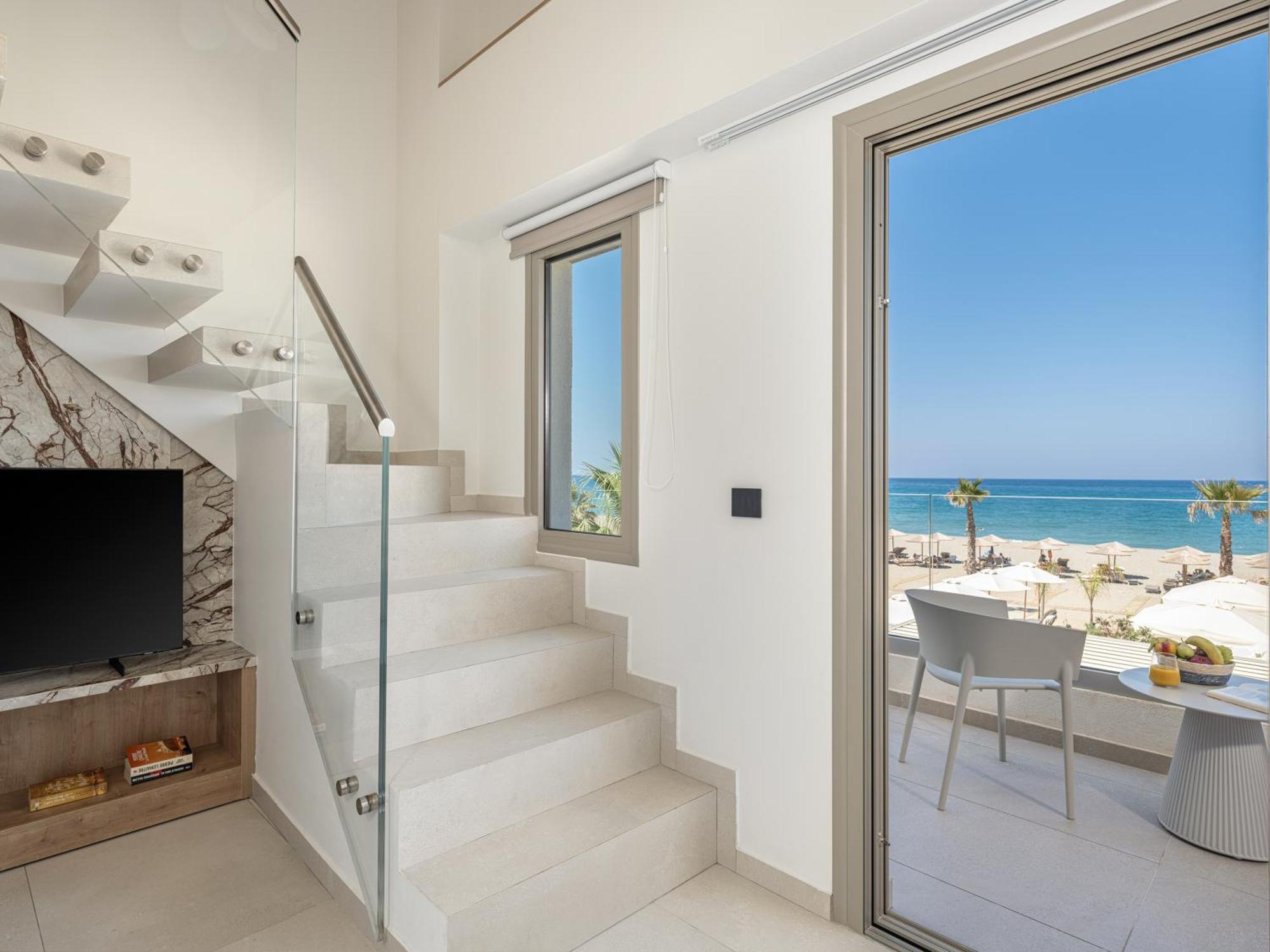 Iperion 3* Rethymno (Crete)