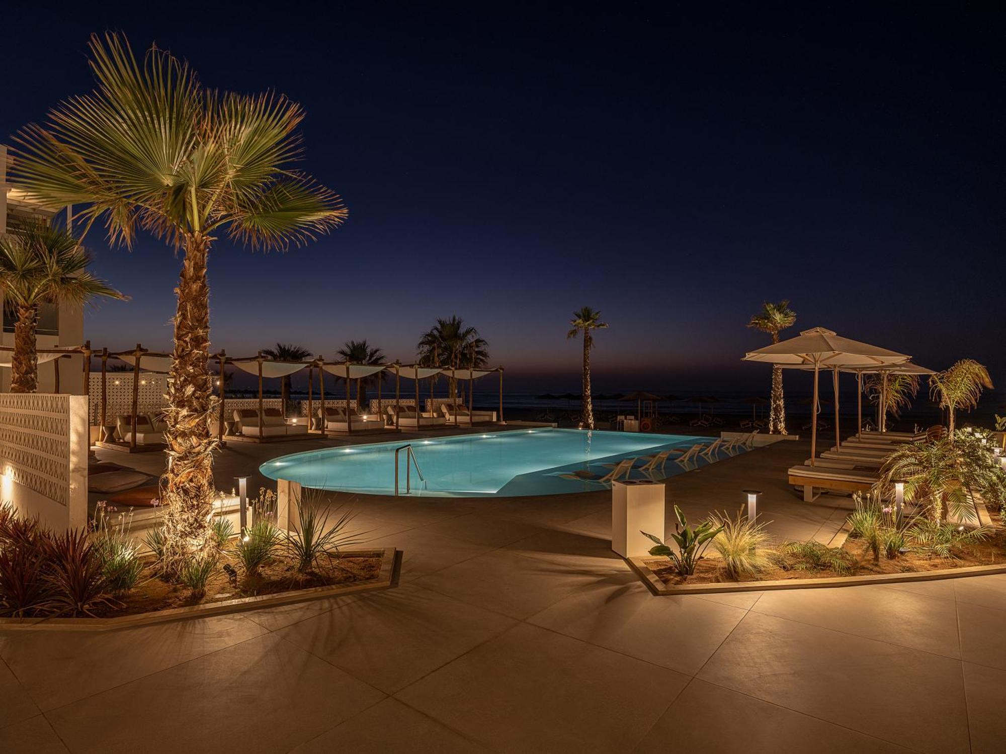 Iperion Aparthotel